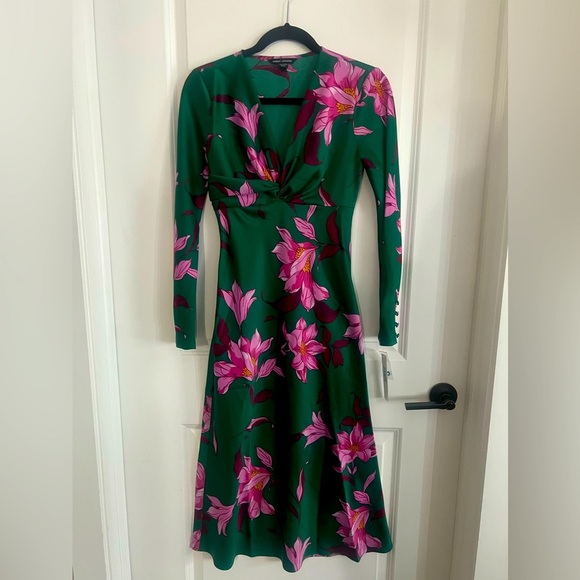 NWT - Maggie London - Floral Rayne Maxi Dress - Picture 3 of 11